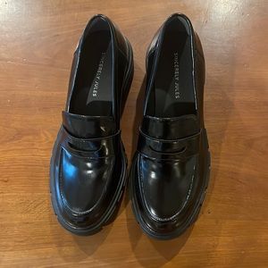 Sincerely Jules Patent Leather Loafers Women Size 8